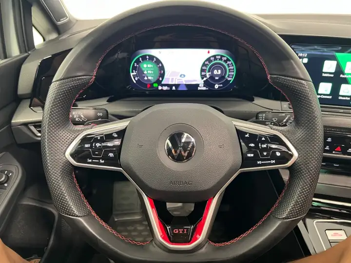 Volkswagen Golf 2023, foto 15