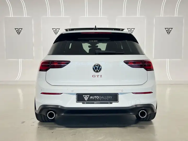 Volkswagen Golf 2023, foto 4