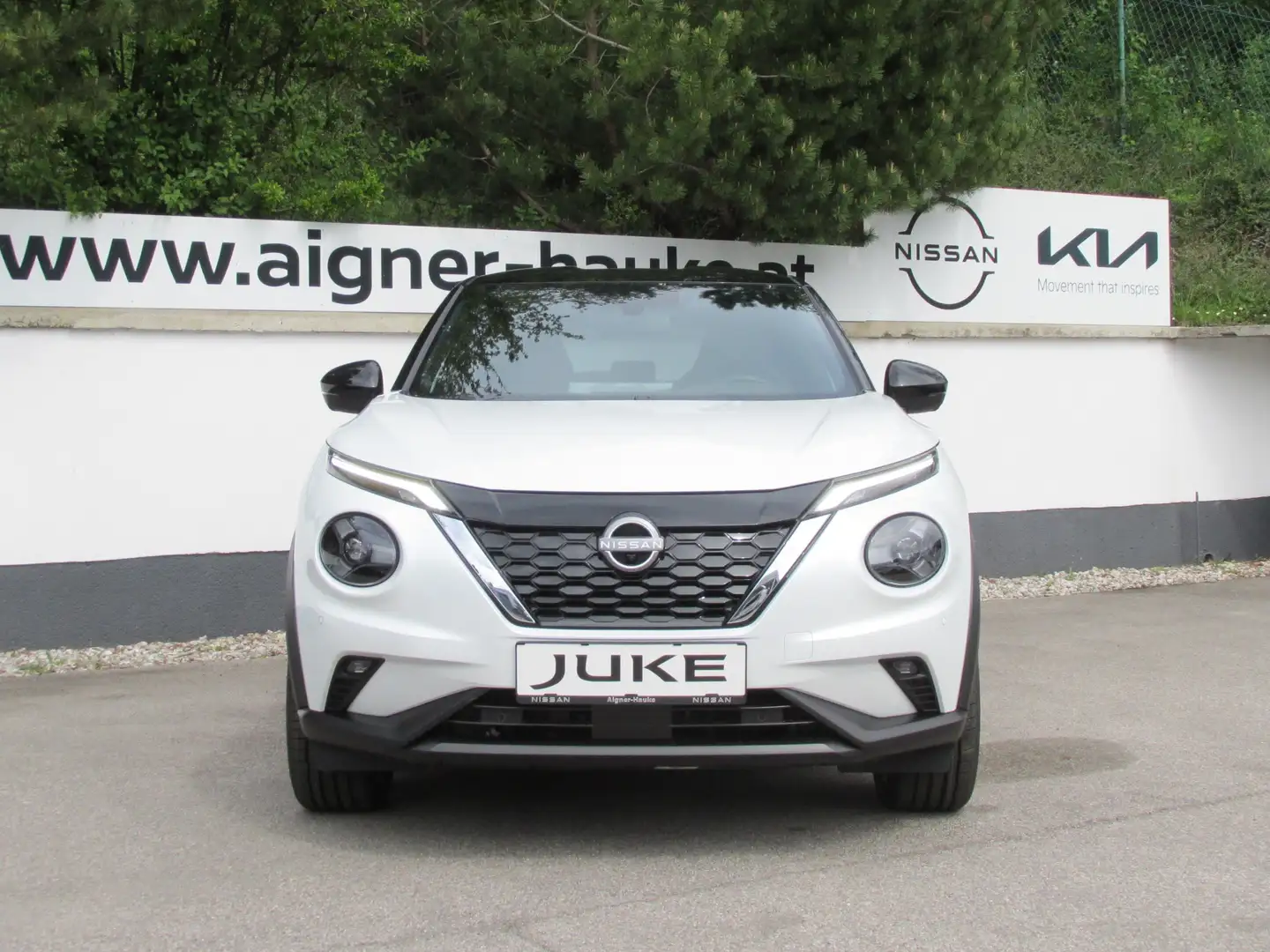 Nissan Juke 1,6 Hybrid Superfly 4AMT Aut. Sommeraktion!! Weiß - 2
