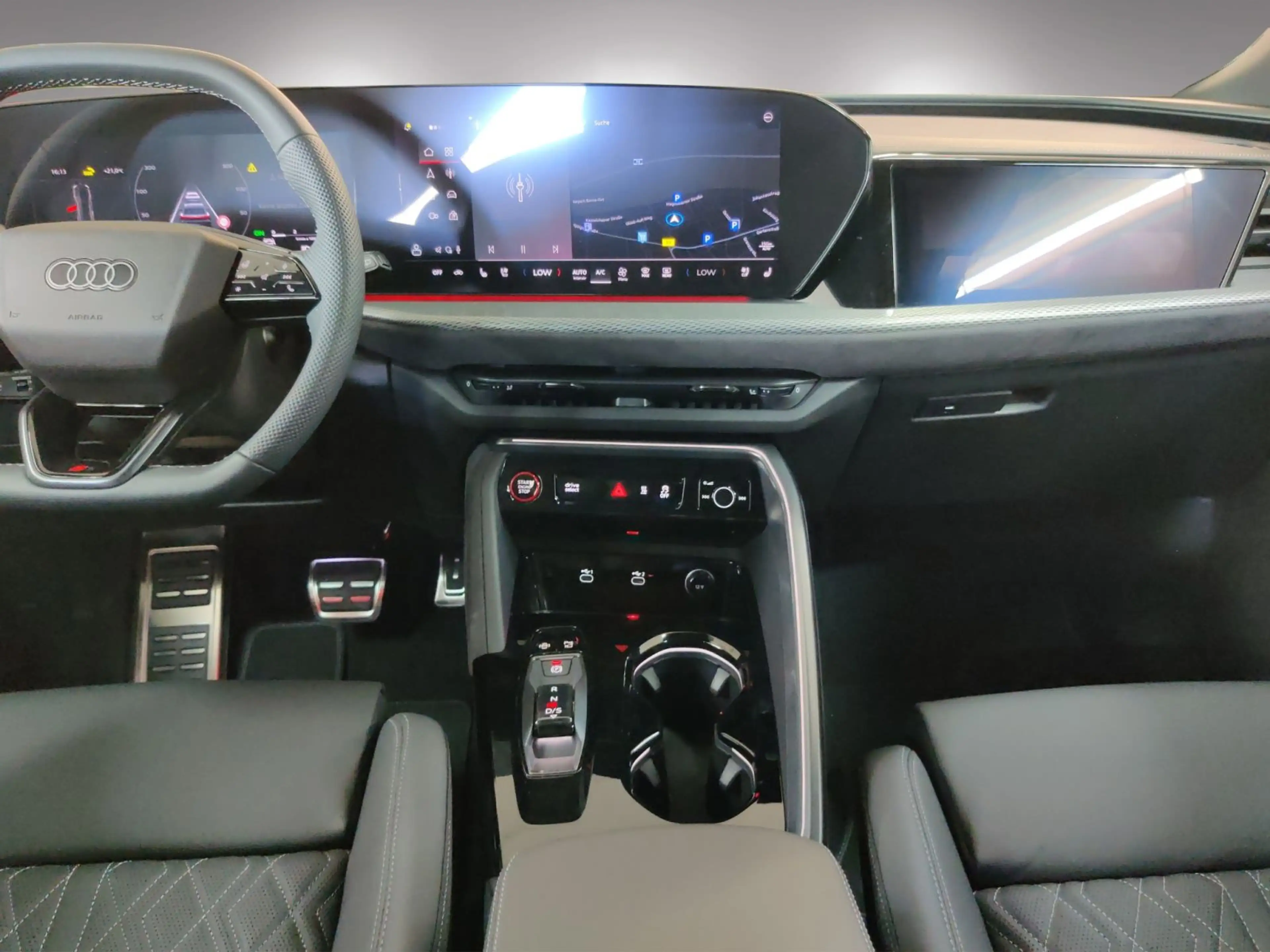 Audi Q5 edition one TDI qu. S line/Luft/Pano/Standhzg — photo 11