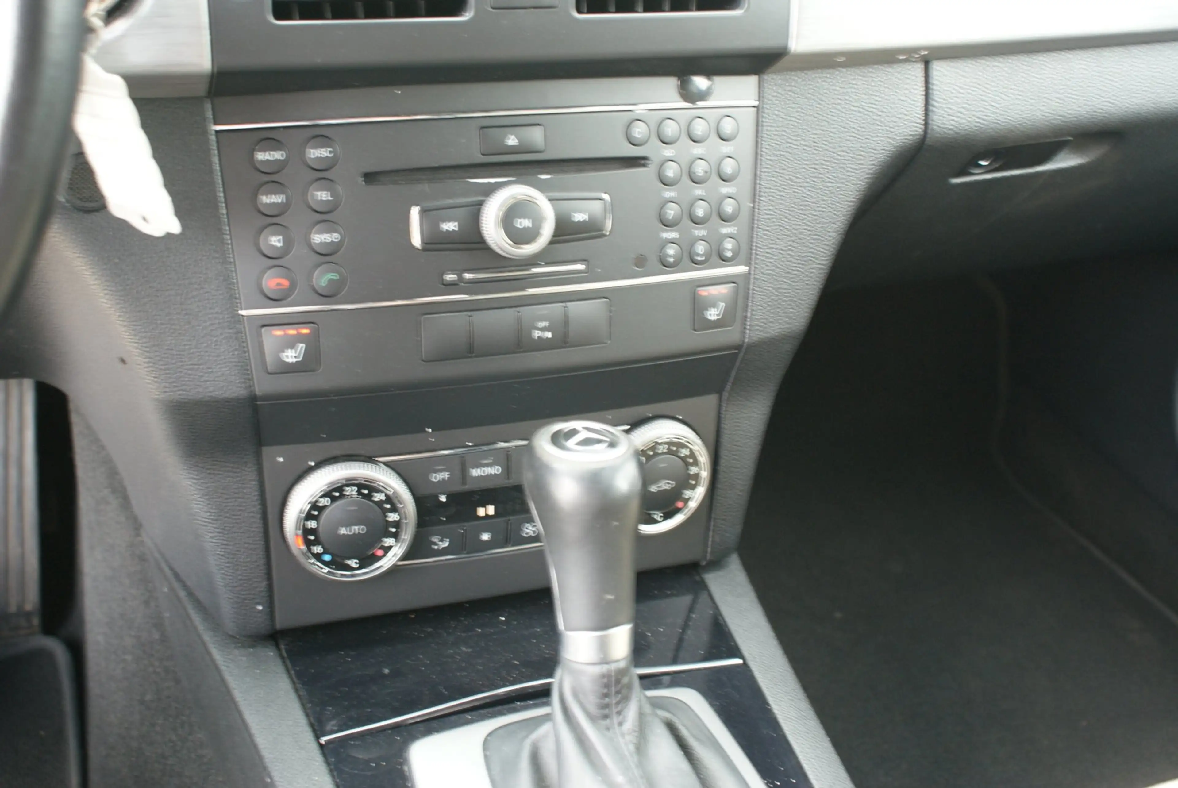 Mercedes-Benz GLK 350 First Edition 4-Matic | Camera | Leder | — photo 23