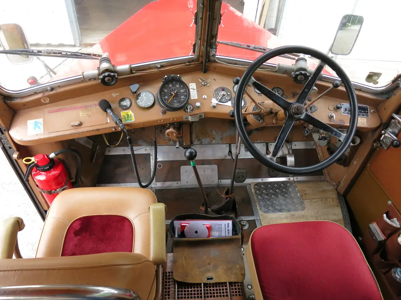 Saurer L4C Cabrio Alpenwagen RESTAURIERT CT2D Motor, foto 8