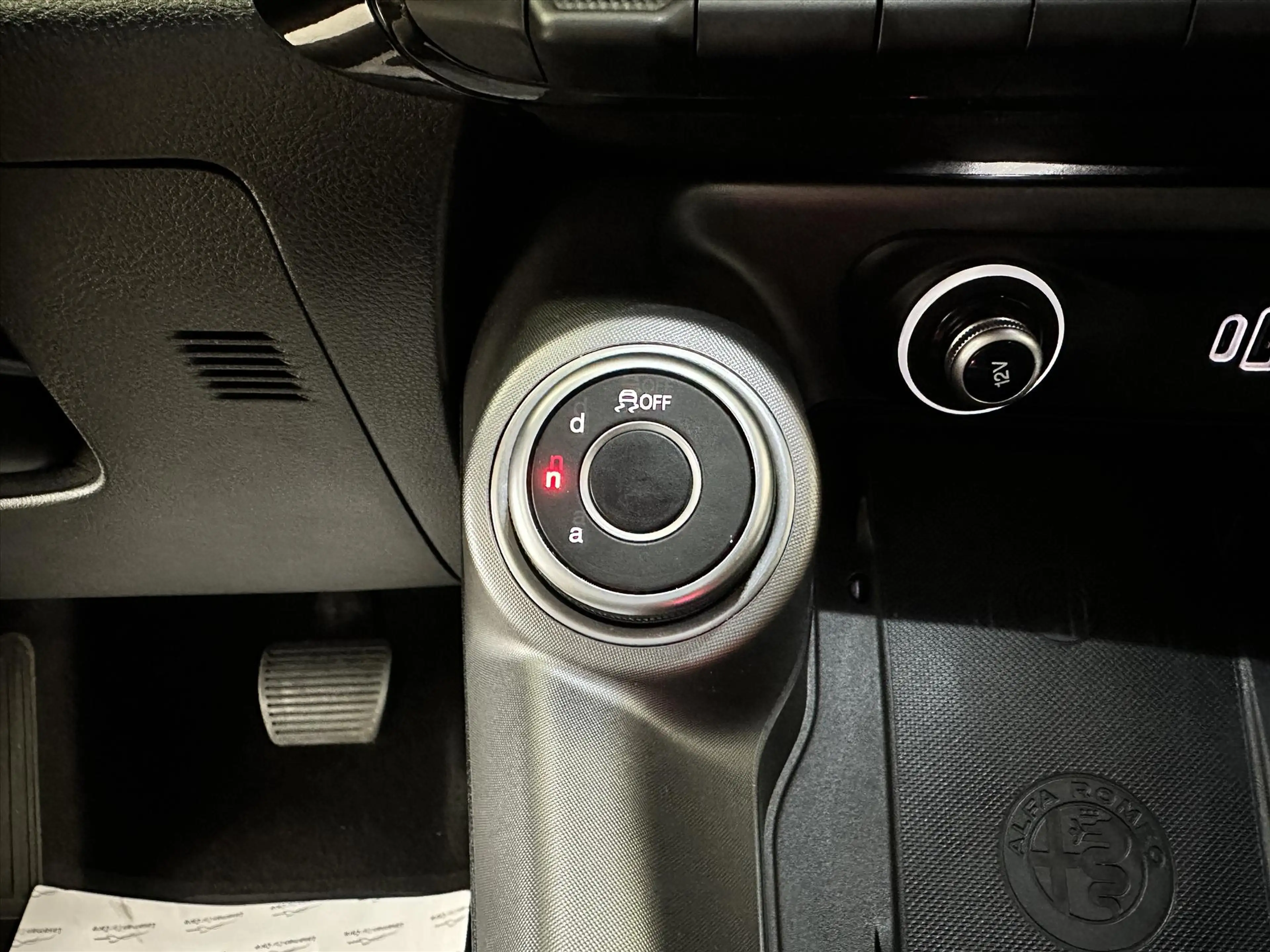 Alfa Romeo Tonale 1.3T Plug-In-Hybrid Sprint 280pk Automaat *Navi/A- — photo 12