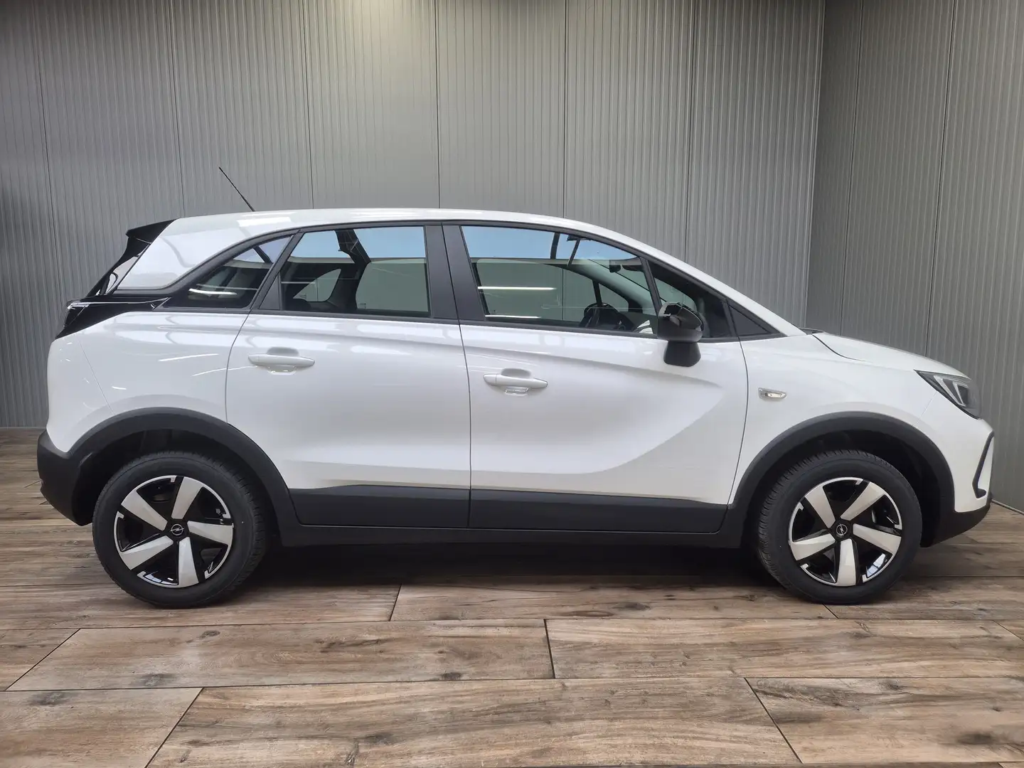 Opel Crossland 1.2PureTech 110pk Edition Wit - 1