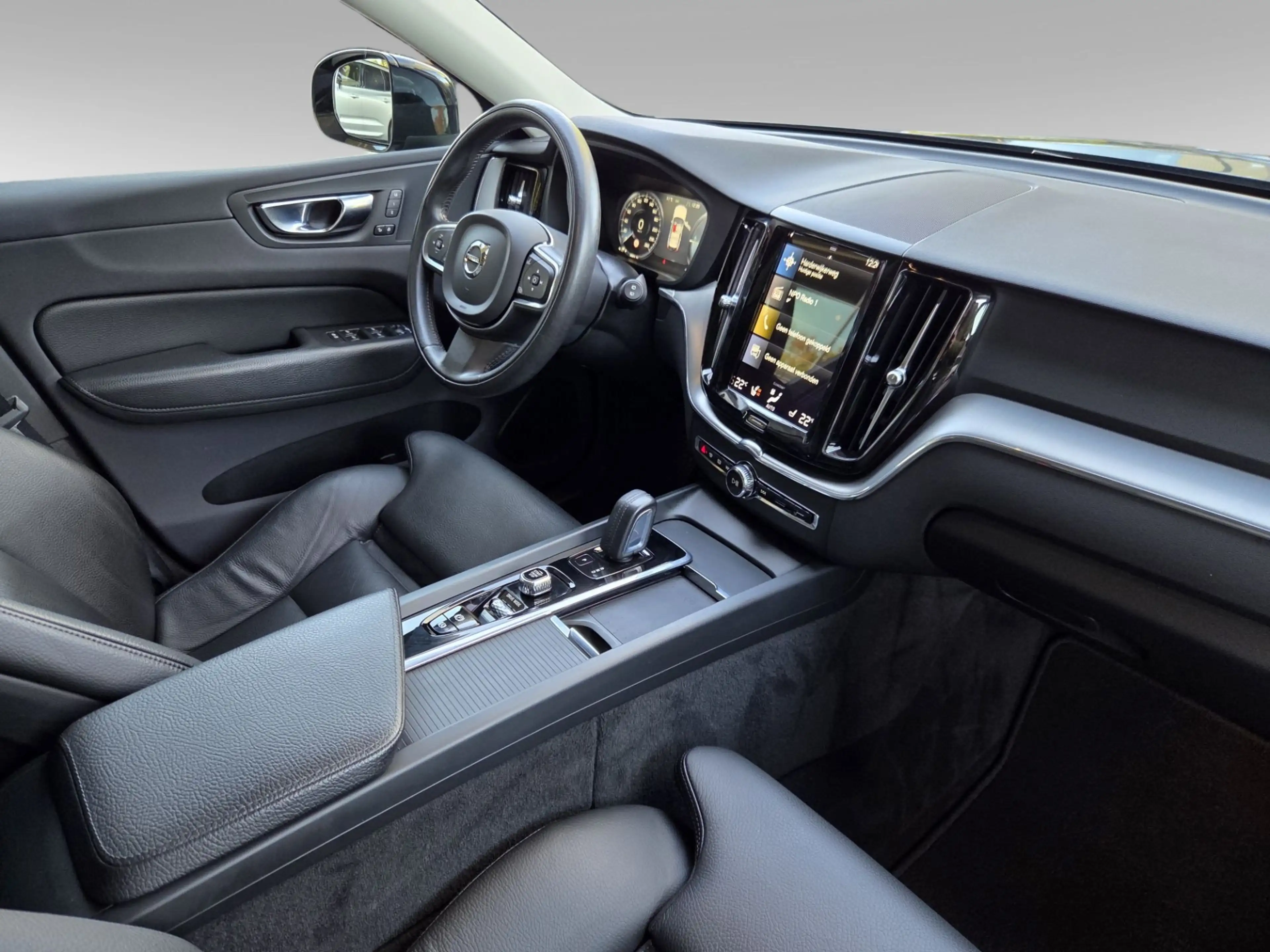 Volvo XC60 2.0 T6 AWD Recharge R-Design | Panoramadak | Memor — photo 3
