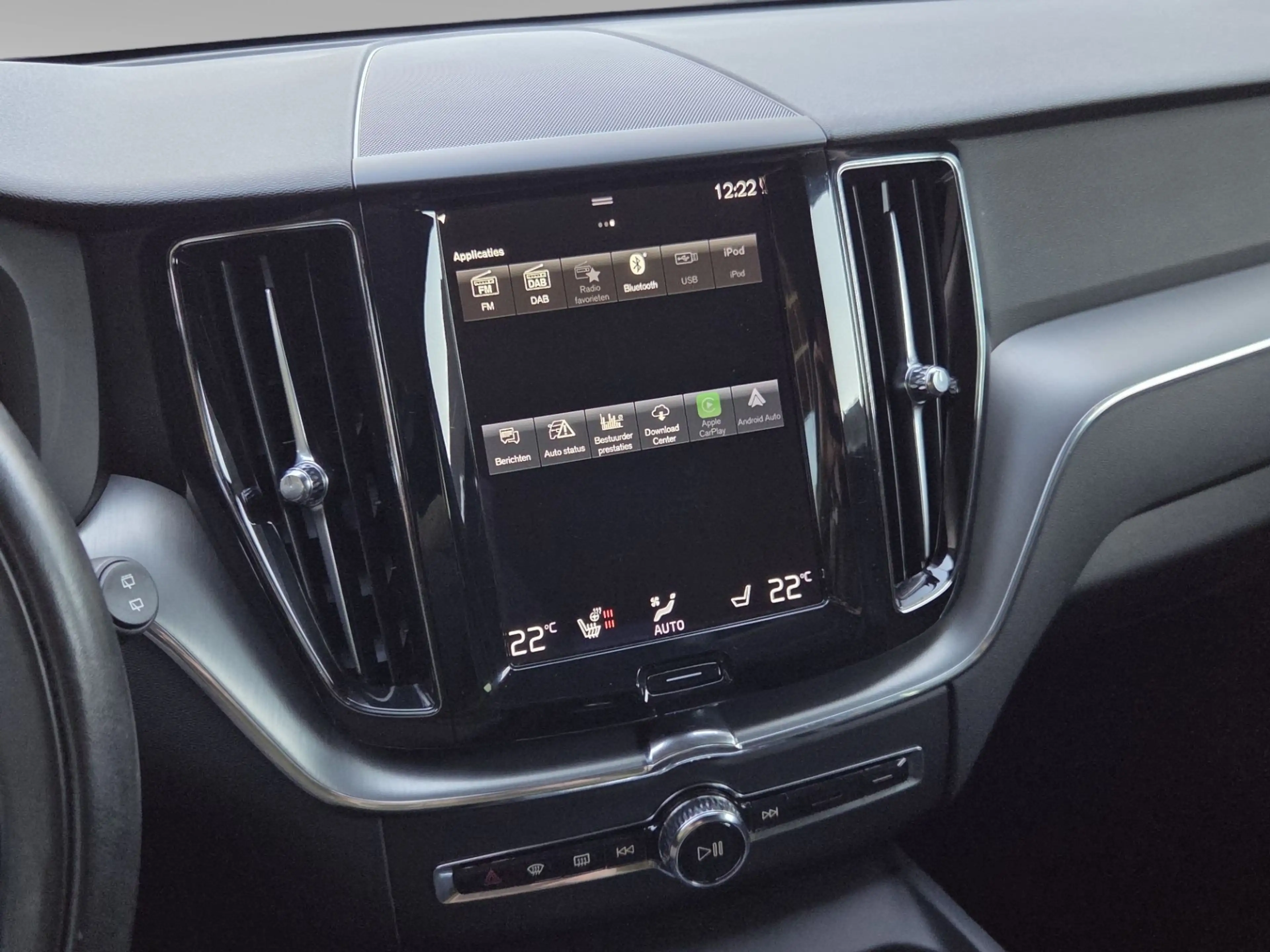 Volvo XC60 2.0 T6 AWD Recharge R-Design | Panoramadak | Memor — photo 16