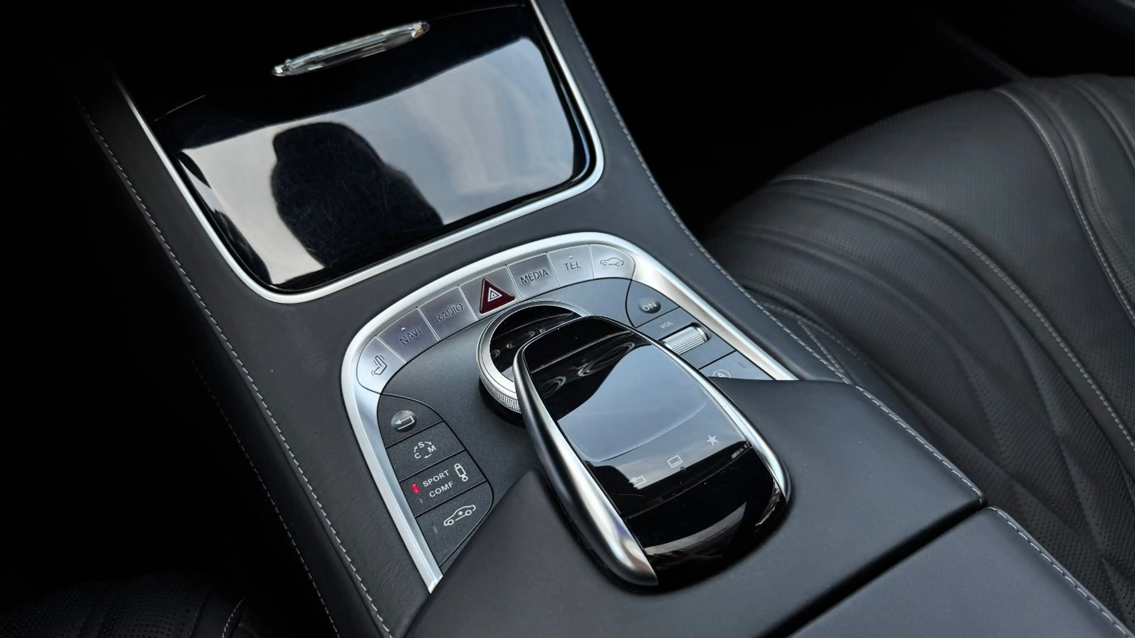 Mercedes-Benz S 63 AMG S63 AMG Coupe 4Matic*2Hd*Swarovski*MagicSky*HUD* — photo 27
