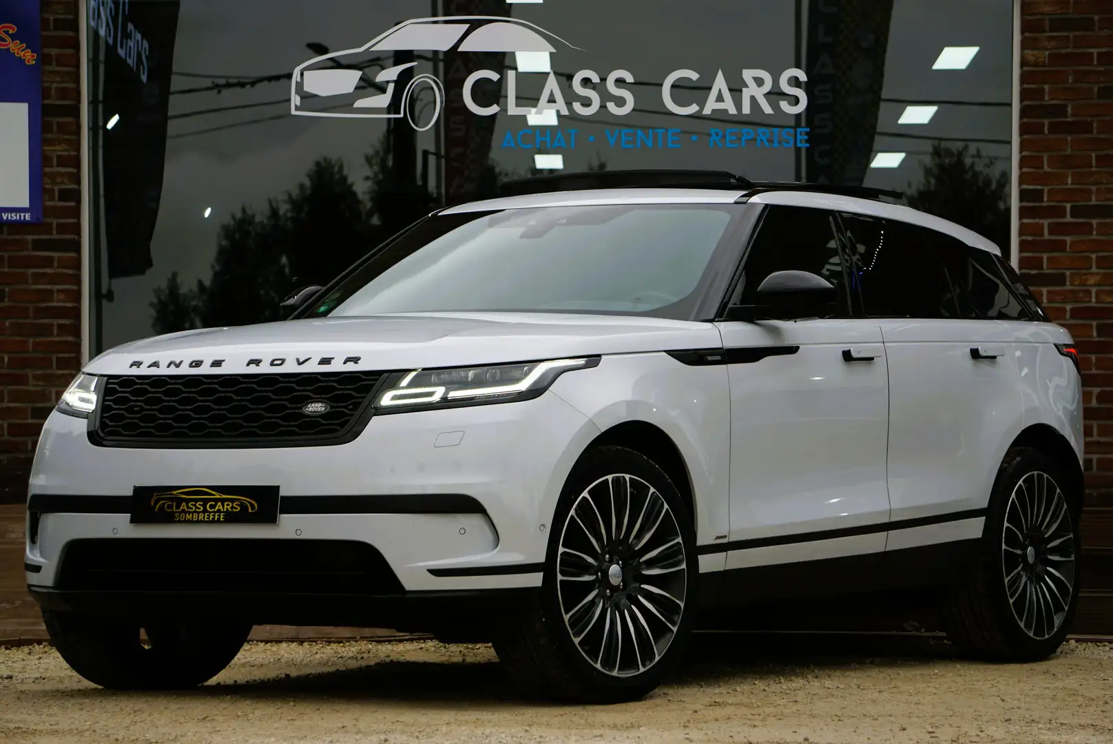 Land Rover Range Rover Velar 2.0 TD4 R-Dynamic TOIT-PANO ANGLE MORT FULL OP Wit - 1