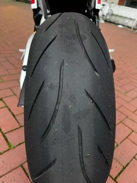 Honda CBR 1000 - foto 6