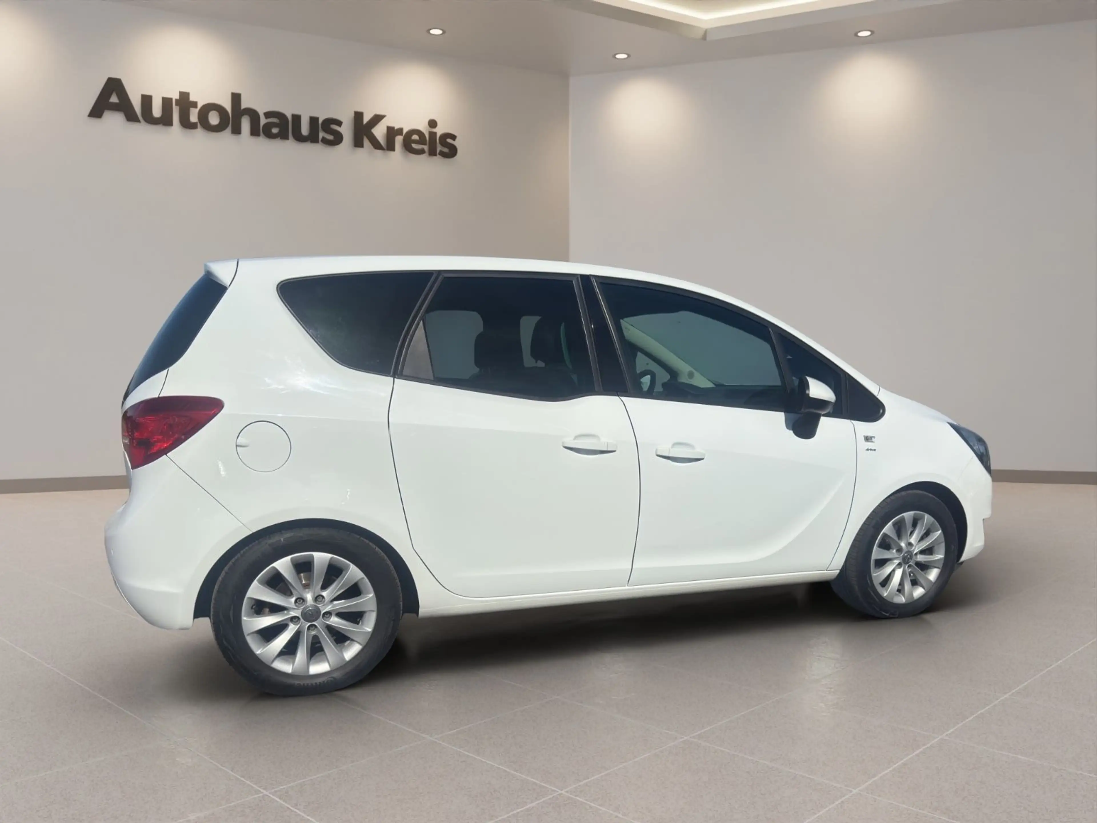 Opel Meriva B Drive — photo 5