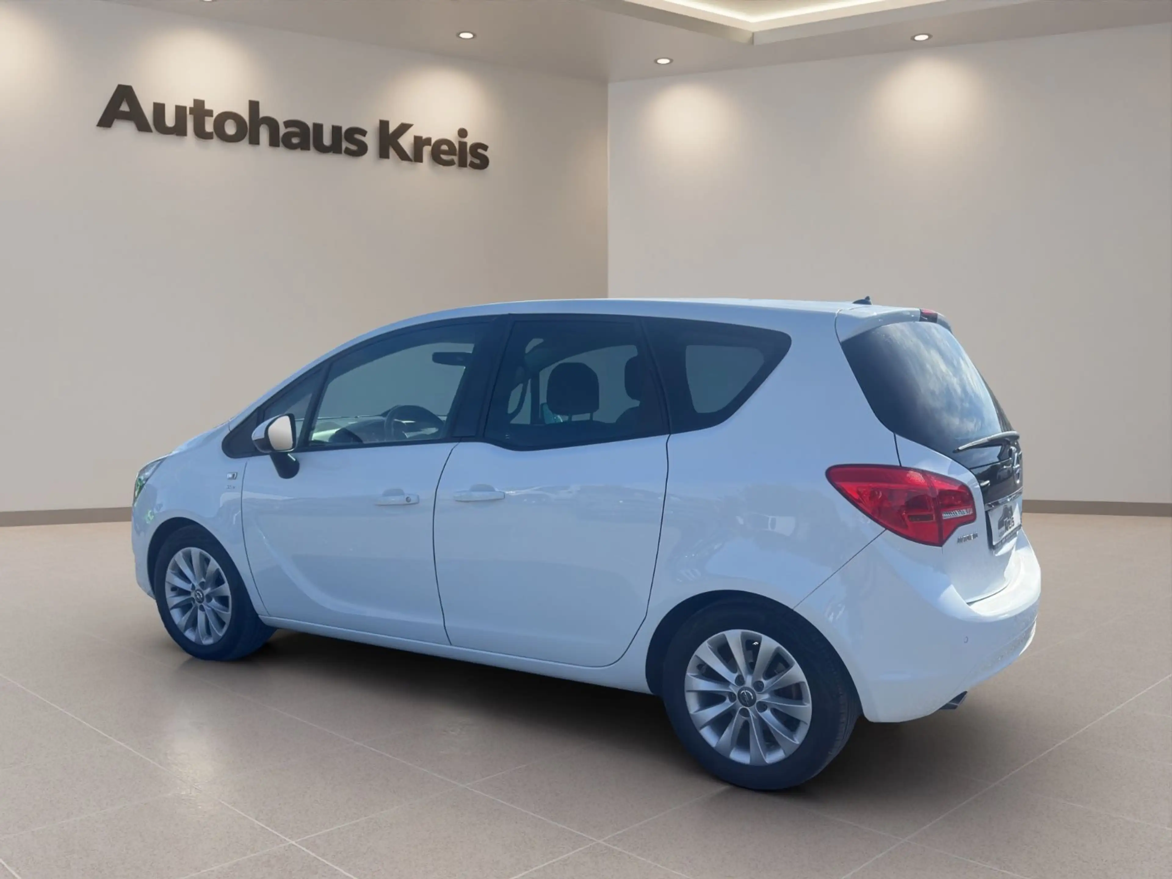 Opel Meriva B Drive — photo 8