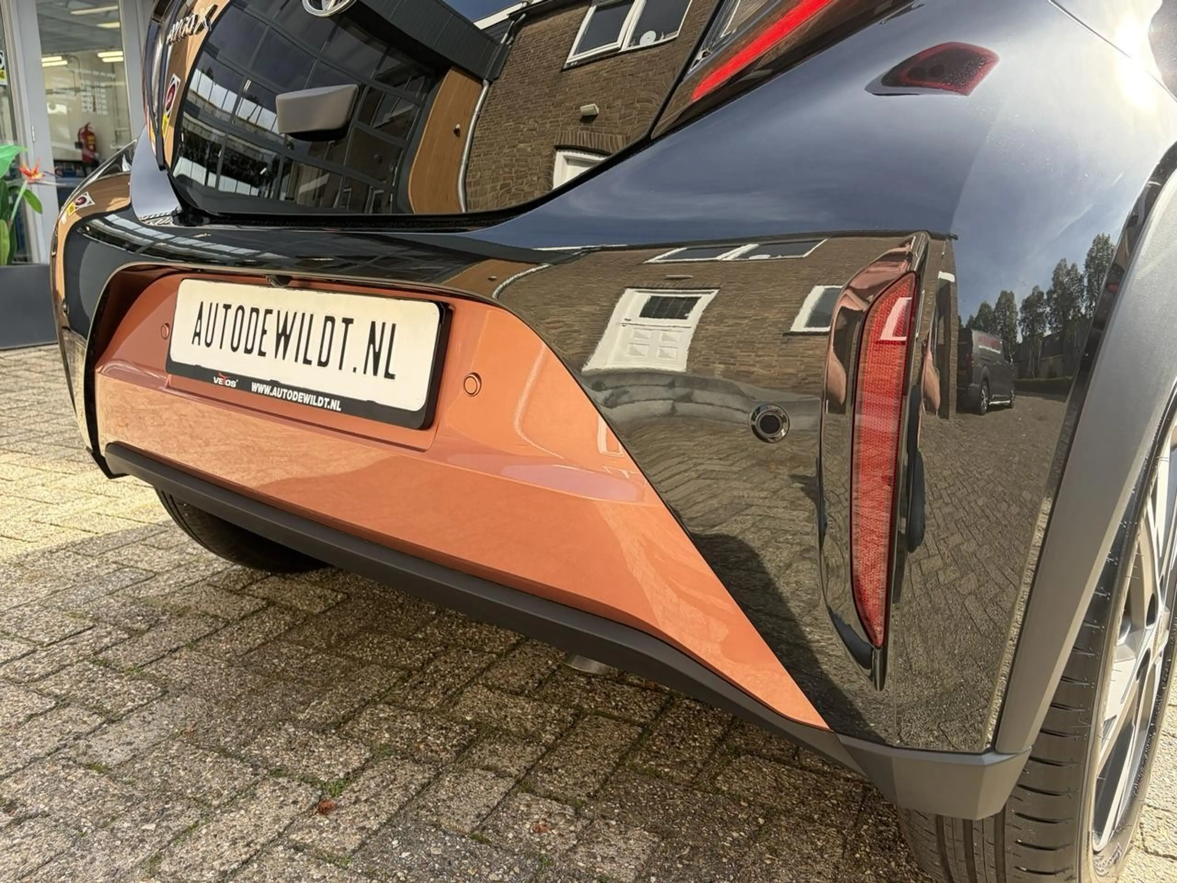 Toyota Aygo X 1.5 Hybrid 115 Pulse + Smart Pack A/T — photo 9