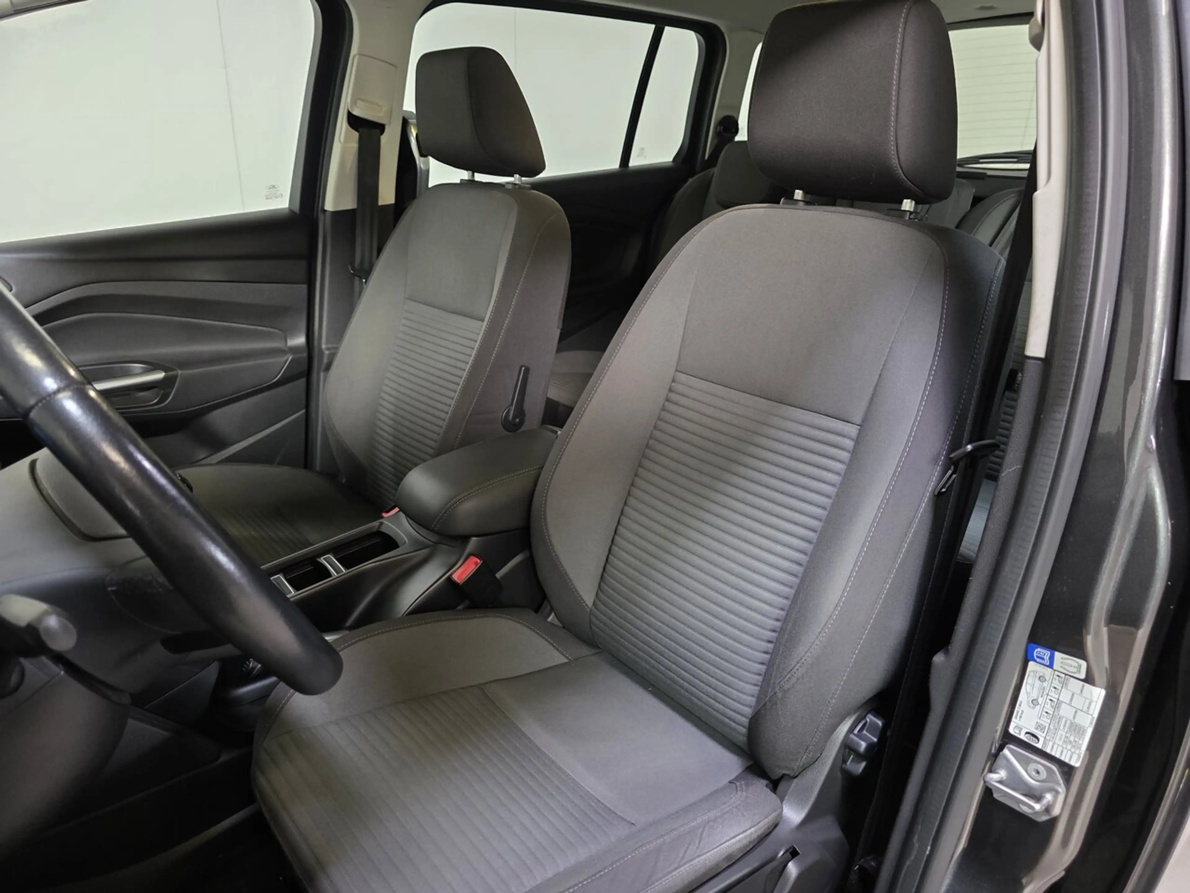 Ford Grand C-Max 1.0 Benzine - GPS - Airco - Topstaat! — photo 19