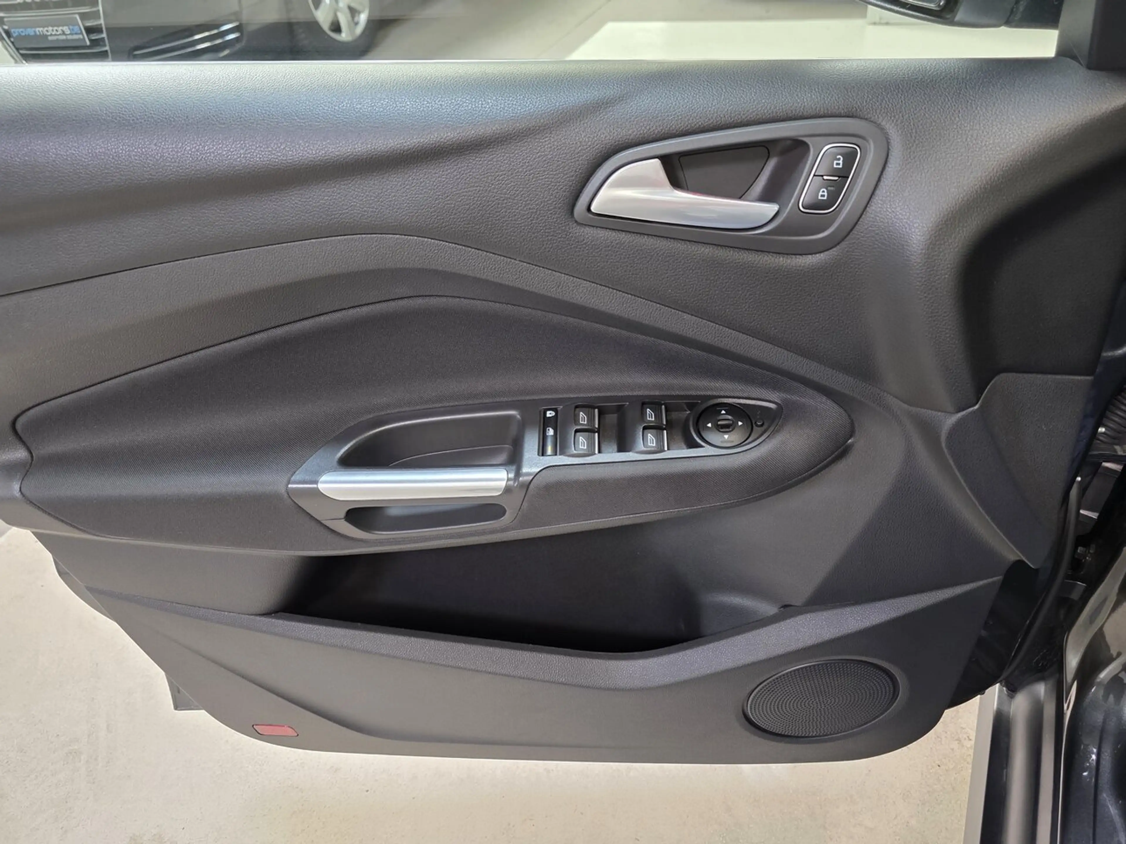 Ford Grand C-Max 1.0 Benzine - GPS - Airco - Topstaat! — photo 21