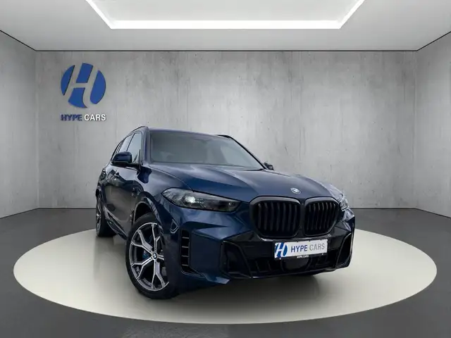 BMW X5 view 3