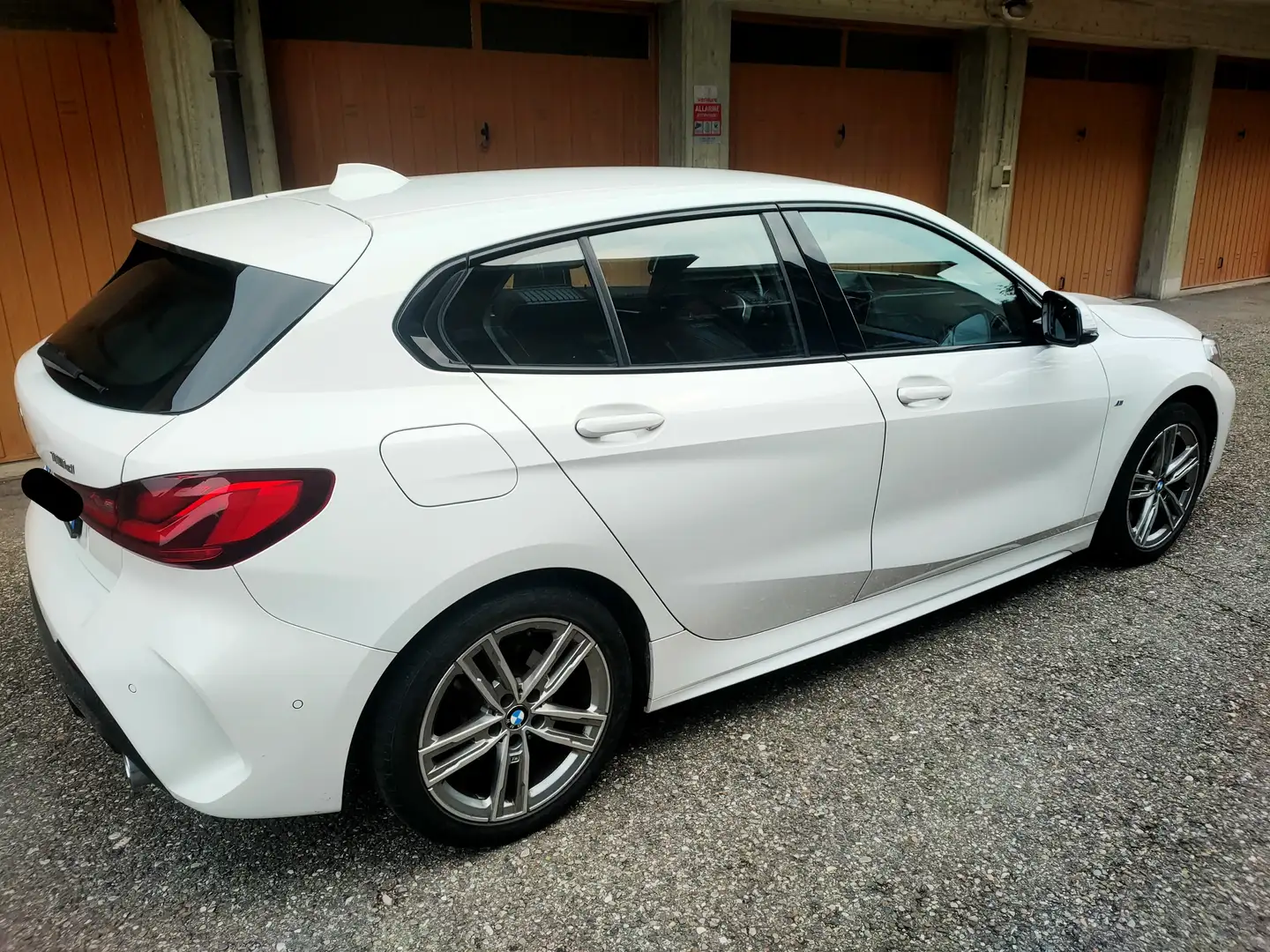 BMW 118 Serie 1 F40 118d Msport Wit - 2