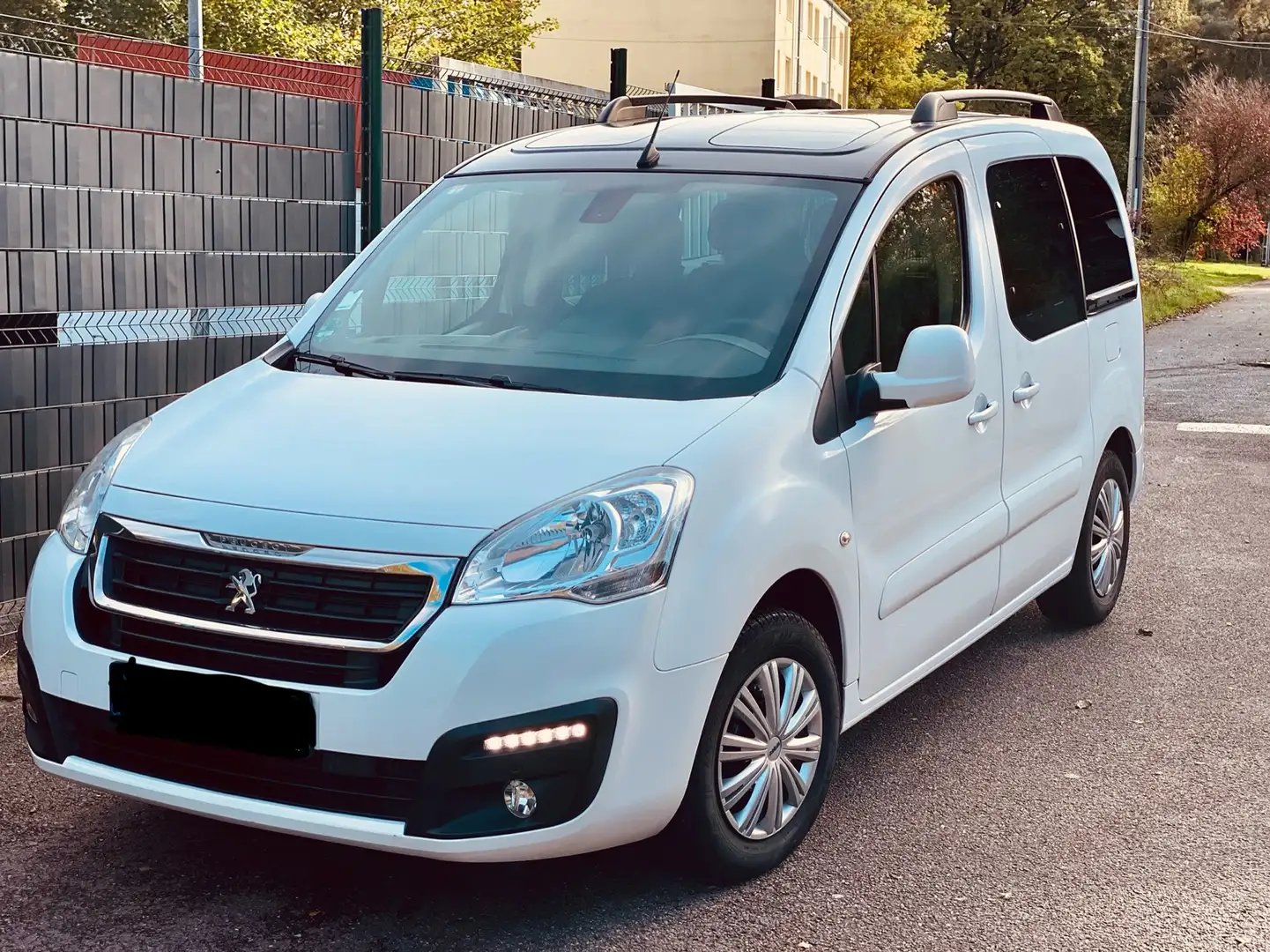 Peugeot Partner Tepee 1.6 BlueHDi 100ch BVM5 Active - 1