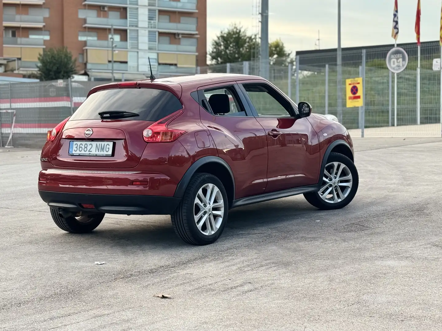 Nissan Juke 1.6 DIG-T Tekna Premium - 1