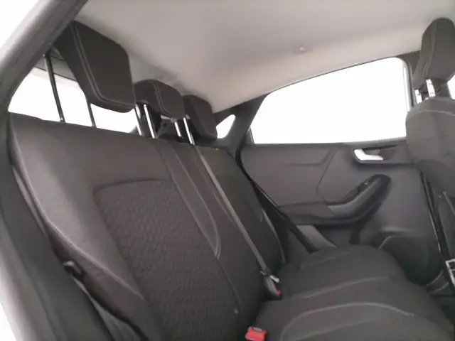 Ford Puma view 8