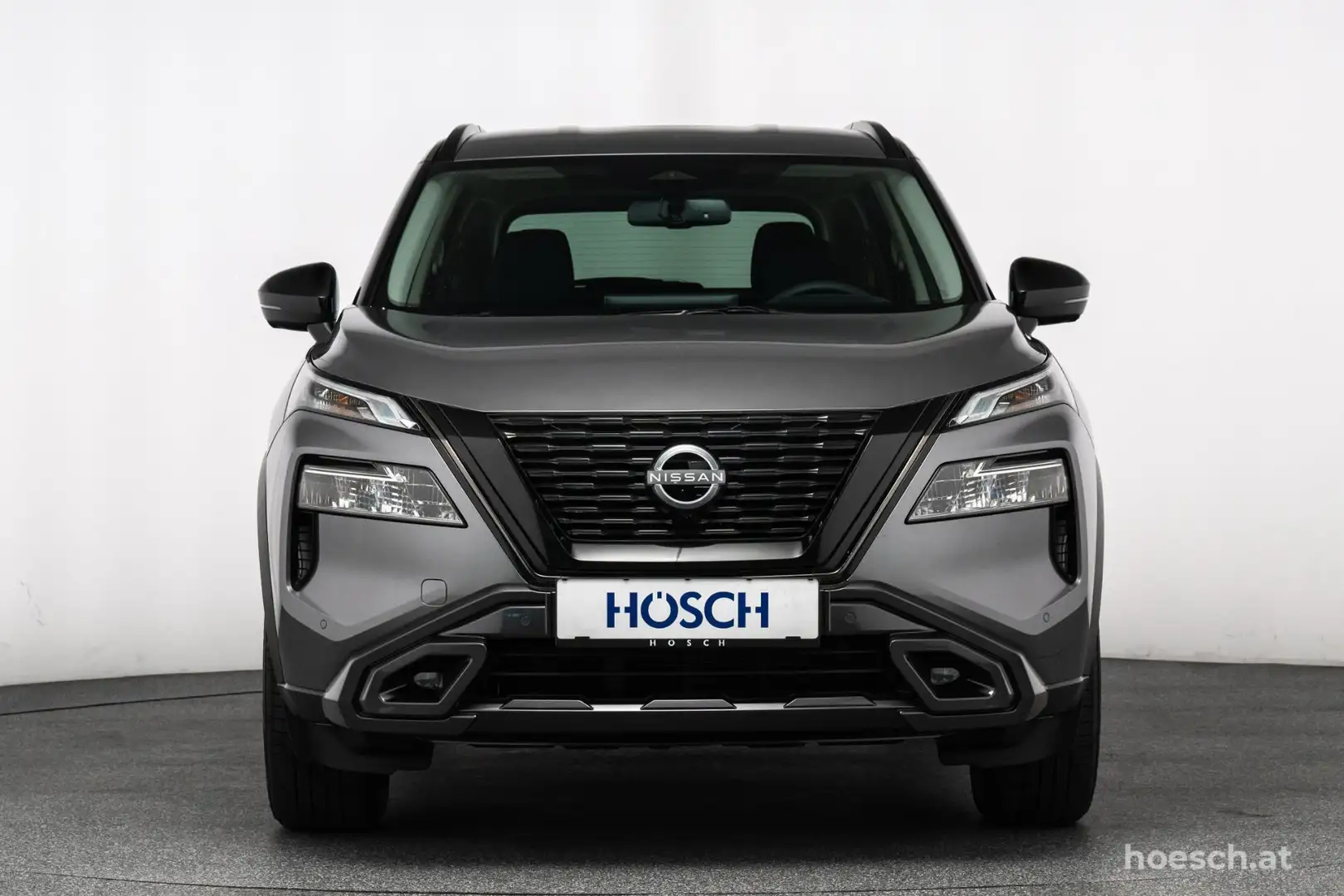 Nissan X-Trail N-TREK OFFROAD EDITION 1.5 VC-T e-4orce 4WD Grau - 2
