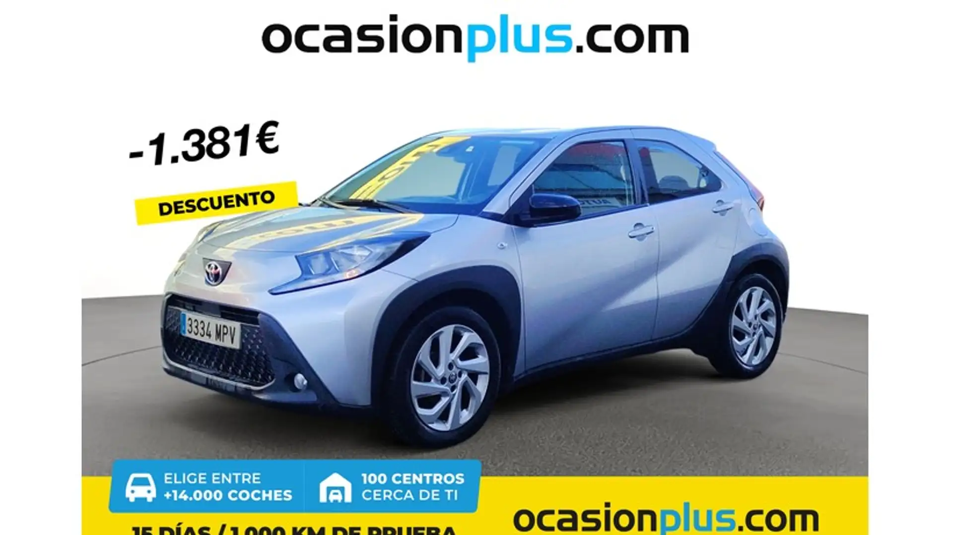 Toyota Aygo Play Grijs - 1
