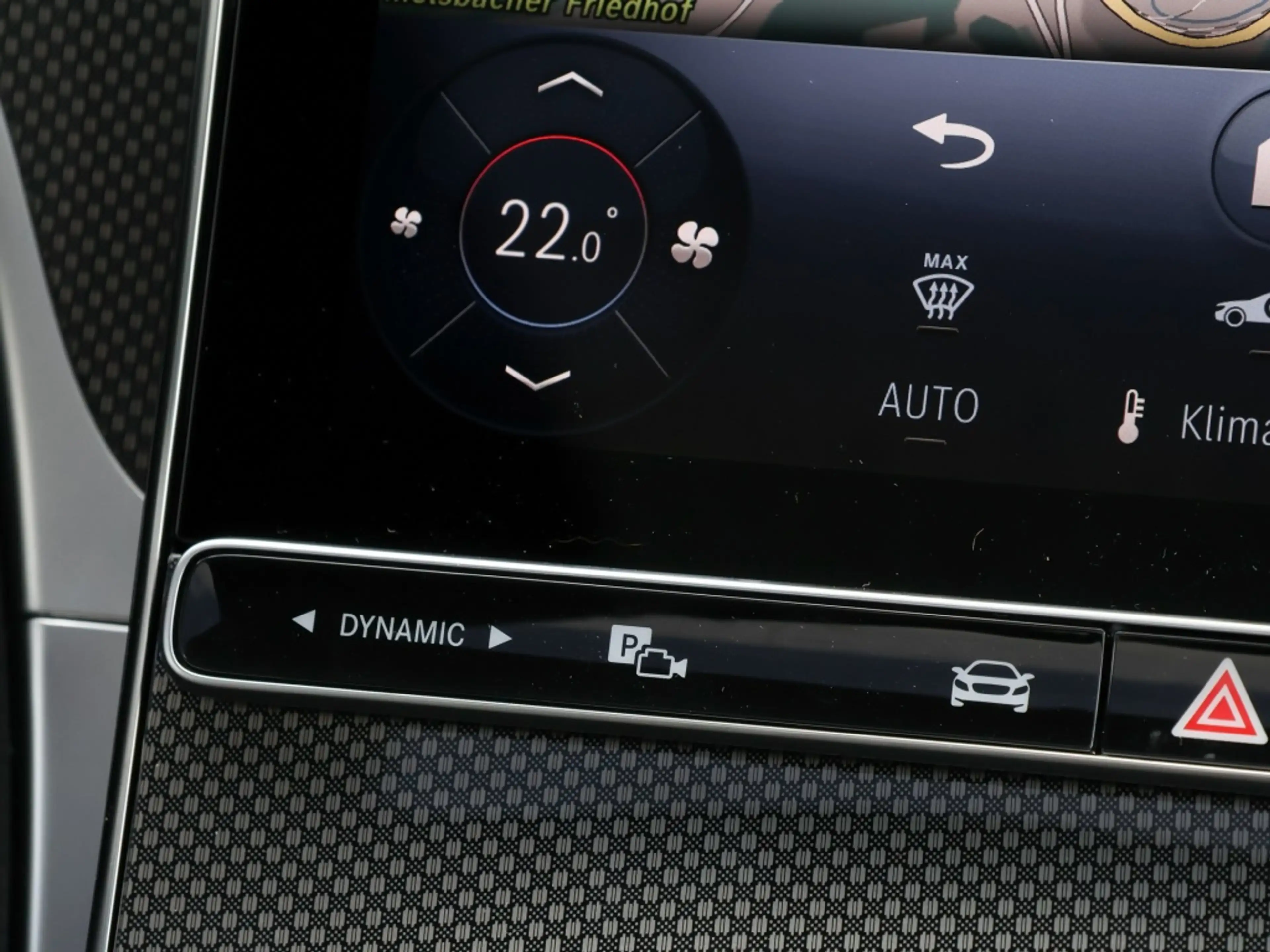 Mercedes-Benz GLC 200 d 4M AMG-Sport/Pano/AHK/360/Night/Ambi — photo 10