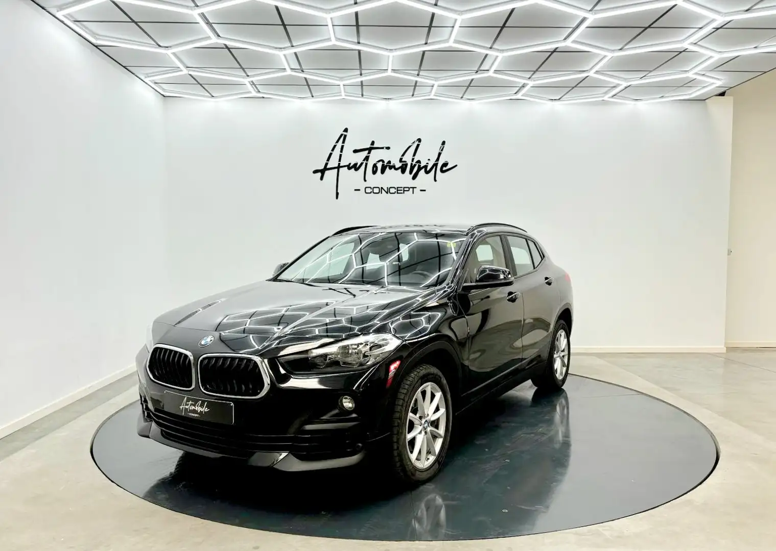 BMW X2 ✅️1AN GARANTIE ✅️ 1ER PROPRIÉTAIRE ✅️CONTROL TECHN Black - 1