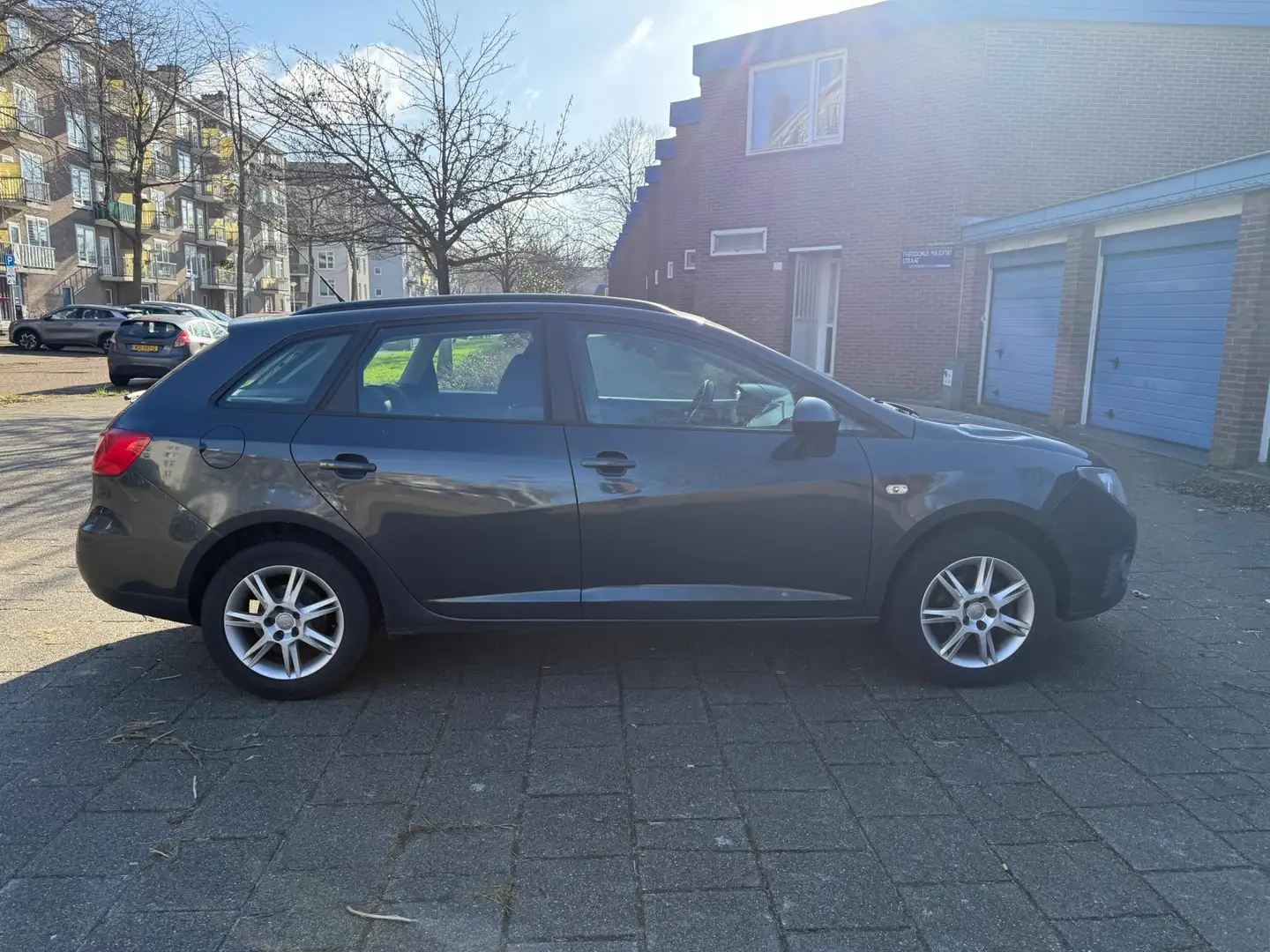 SEAT Ibiza 1.2 TDI COPA Ecomotive NW APK Airco Cruise Euro 5 Gris - 2