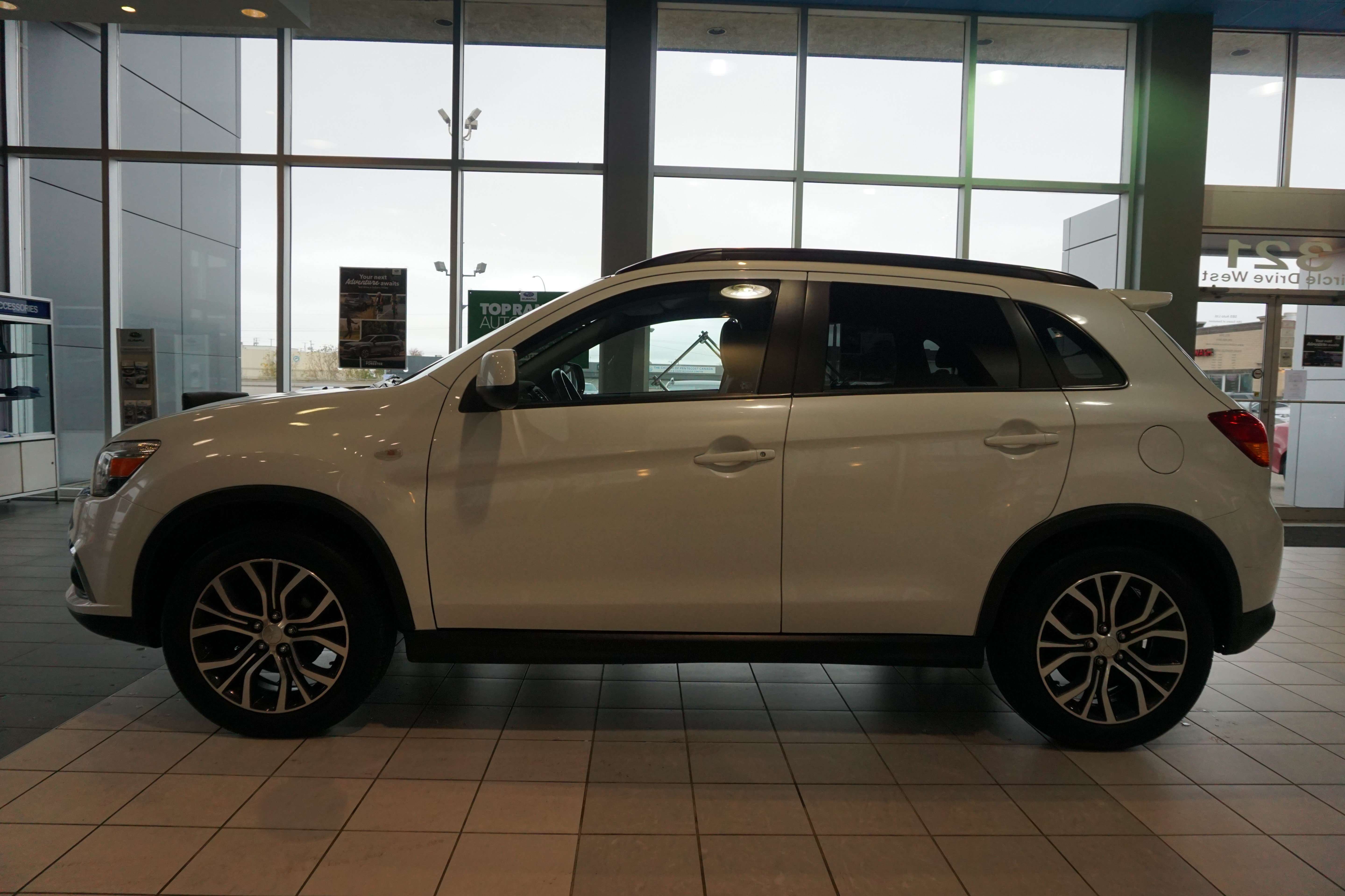 2017 Mitsubishi RVR