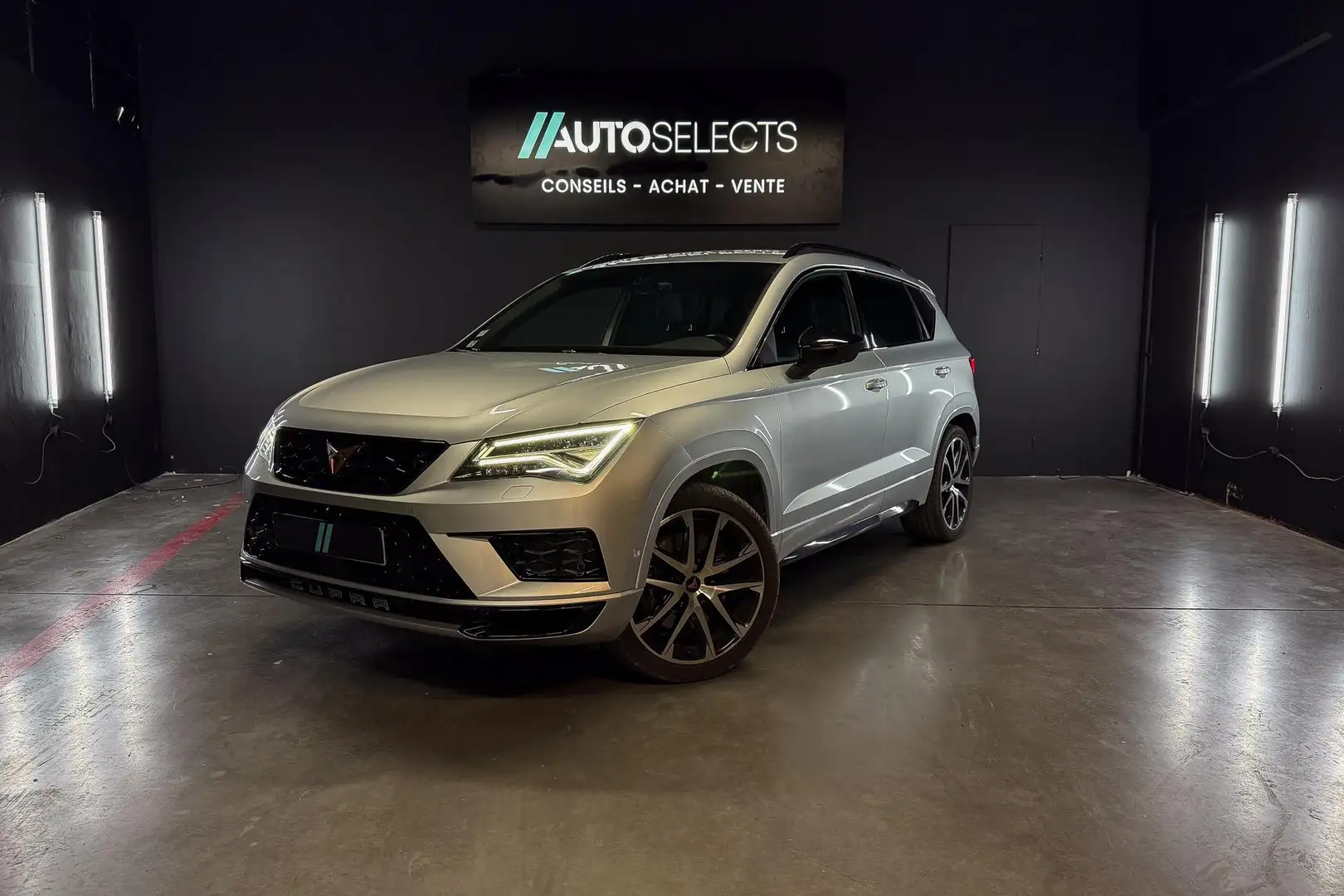 CUPRA Ateca 2.0 TSI - 300cv - DSG 7 - 4Drive 4x4 | CAMERA 360  Gris - 1