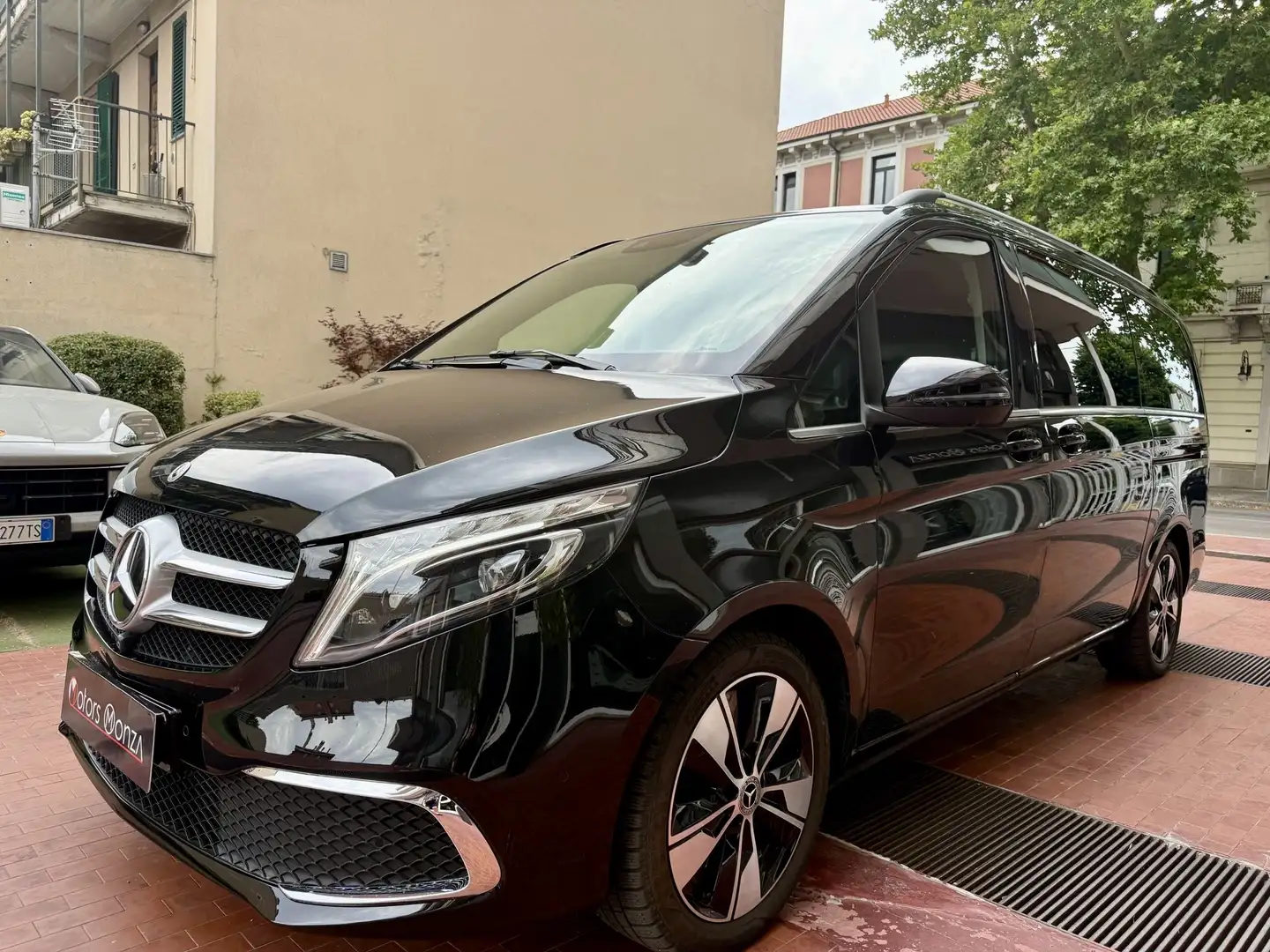 Mercedes-Benz V Long250d Premium AMG*8 POSTI*IVA*UNIPRO*RESTAYLING Nero - 1