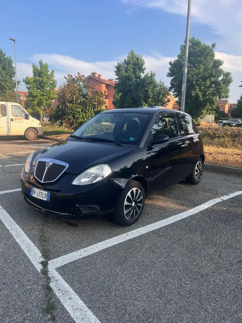 Lancia Ypsilon 1.2 8v Platino - 1