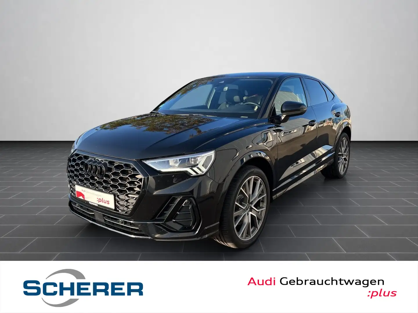 Audi Q3 45 eTFSI S Line Blau - 1