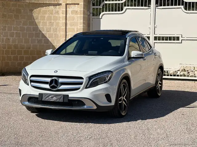 Mercedes-Benz GLA 180 GLA 180 Sport