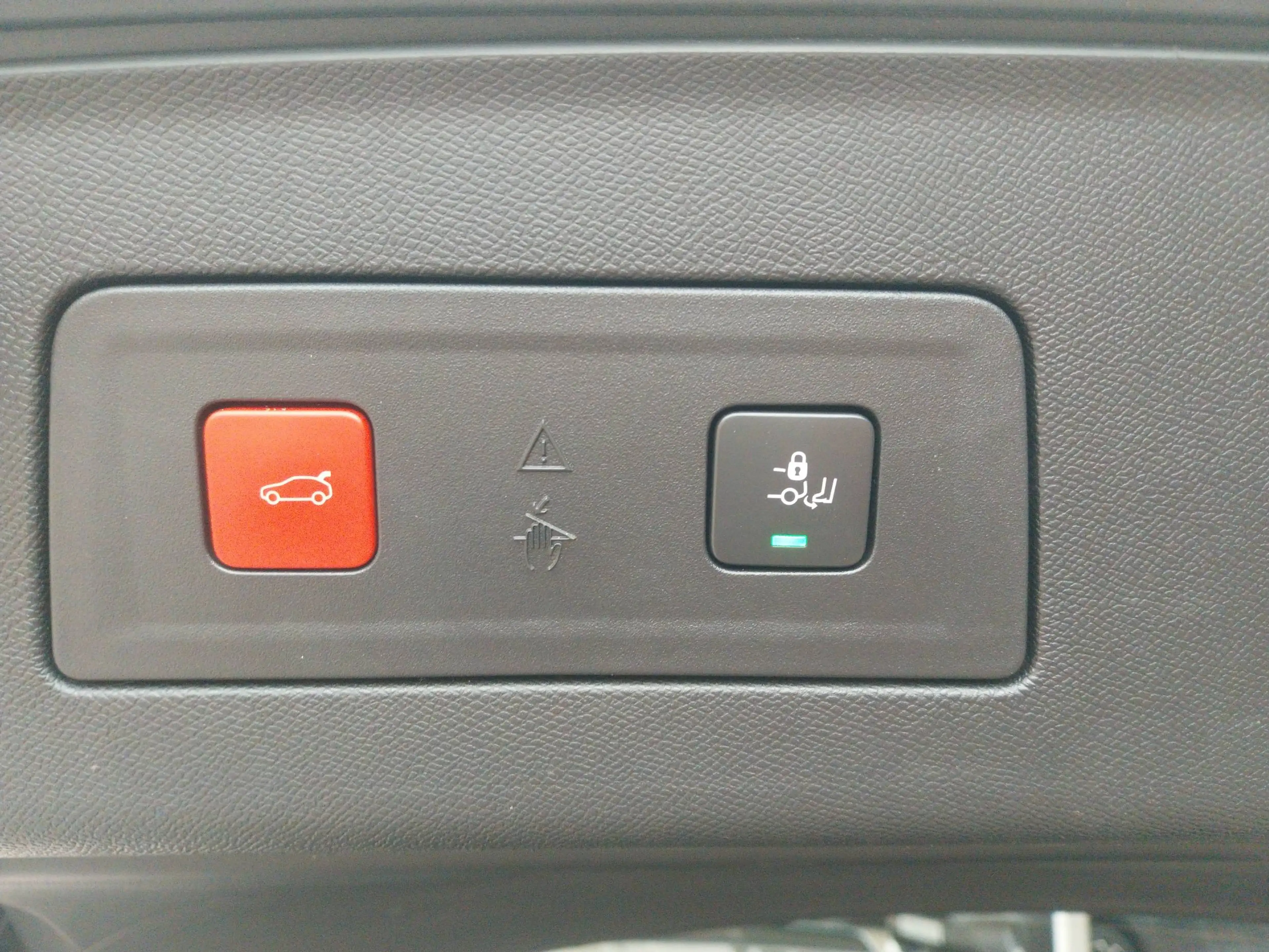 Peugeot 508 SW Hybrid 225 GT *SCHIEBEDACH,NIGHTVISION,SHZ* — photo 7