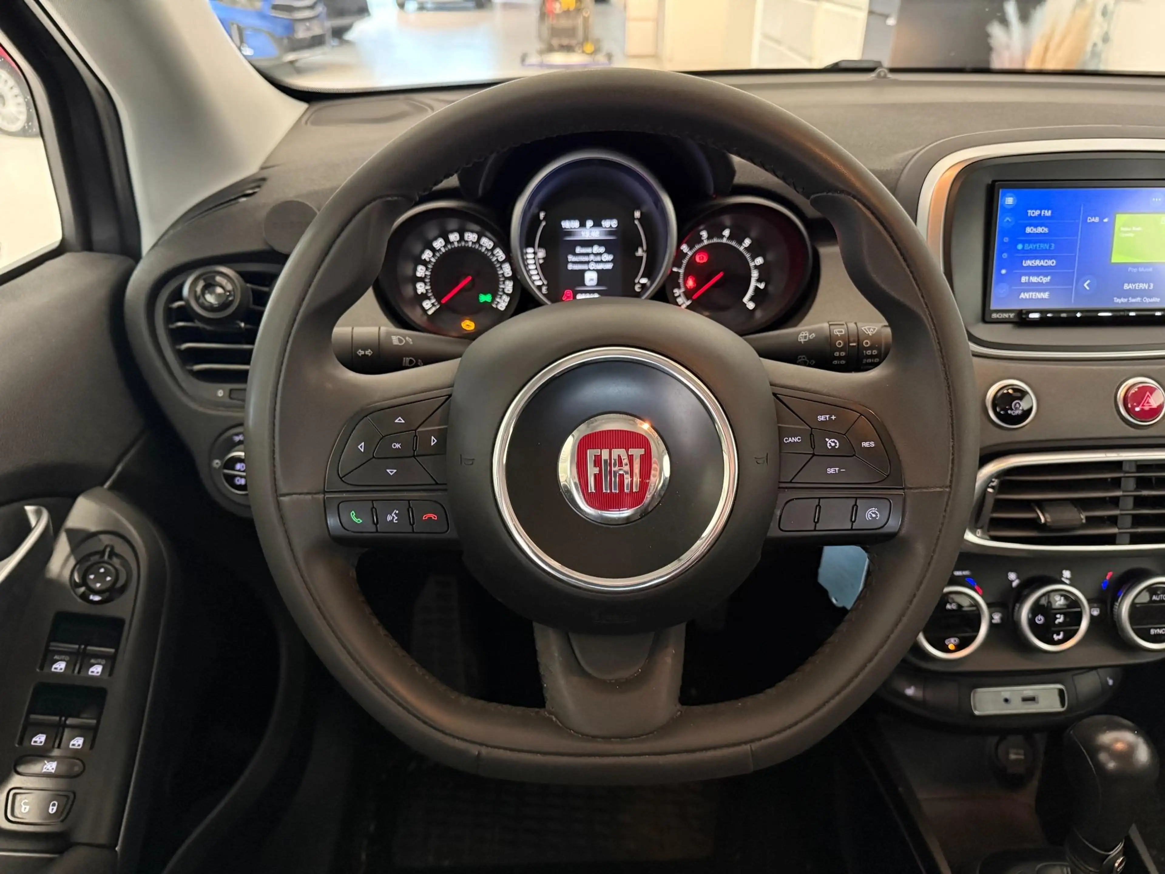 Fiat 500X 1.4 MultiAir Cross 4x2  12 Monate Garantie ! 2-... — photo 15