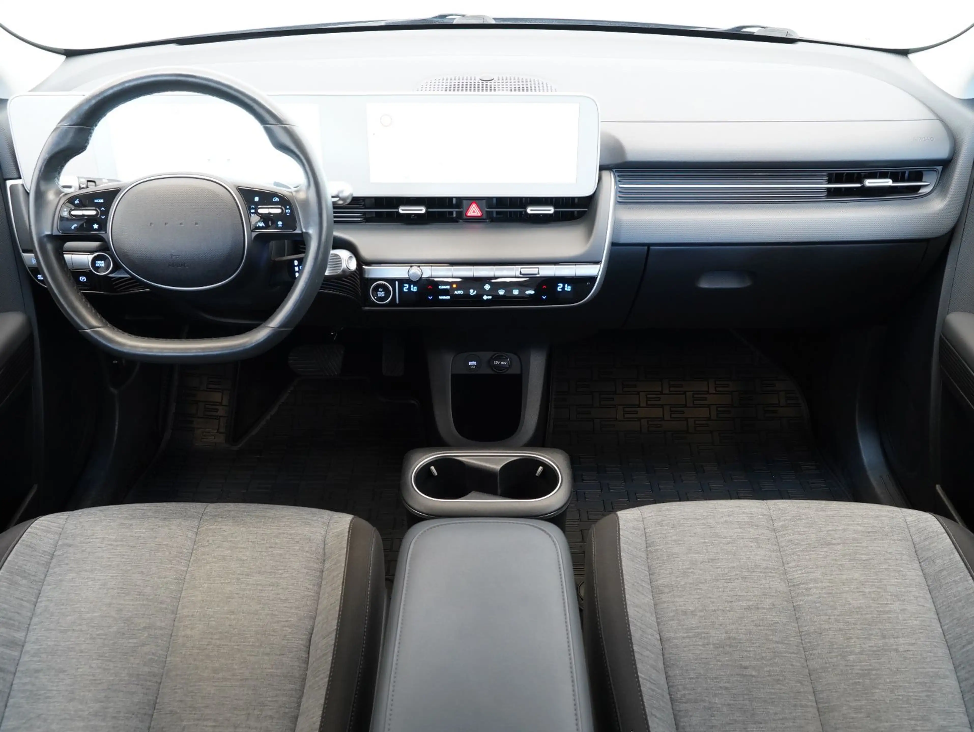 Hyundai IONIQ 5 Dynamiq Elektro LED/NAVI/KAMERA/AHK — photo 7
