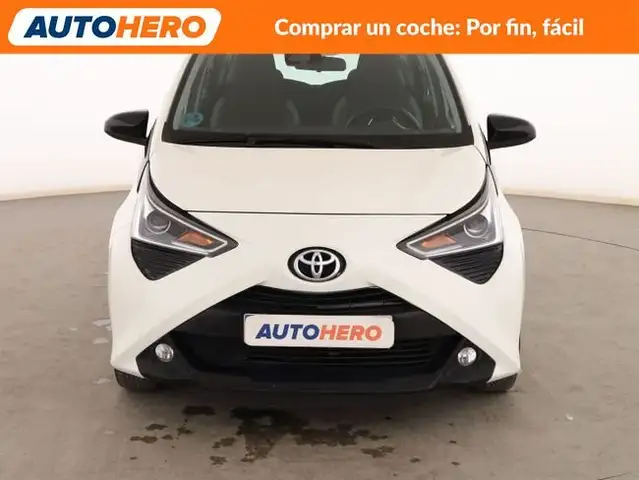 Toyota Aygo view 9