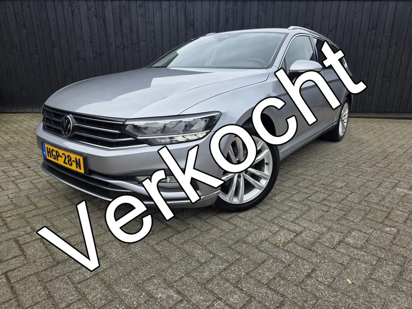 Volkswagen Passat Variant 1.5 TSI Comfort Business Gris - 1
