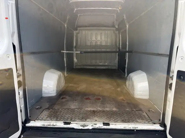 Peugeot Boxer view 15