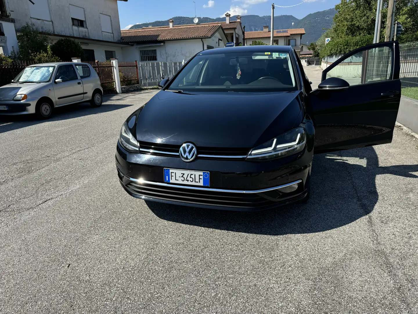 Volkswagen Golf GTD - 1