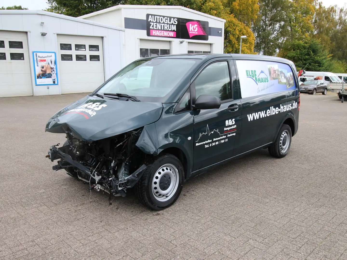 Mercedes-Benz Vito 116 CDI 9-GTronic Kompakt KLIMA+LED+AHK Grün - 2