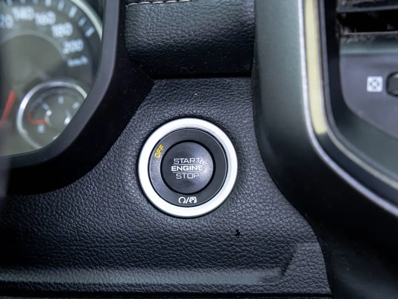 RAM 1500 photo RAM 1500