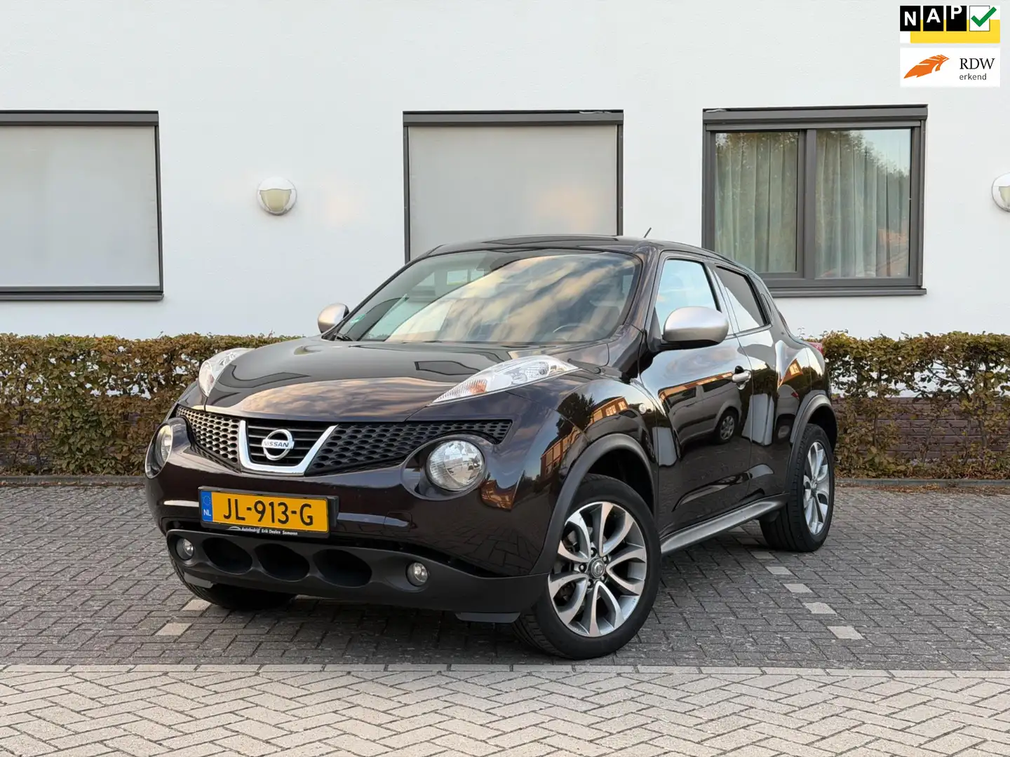 Nissan Juke 1.6 Tekna LEER, TREKHAAK, NAVI, CAMERA , CRUISE C Paars - 1