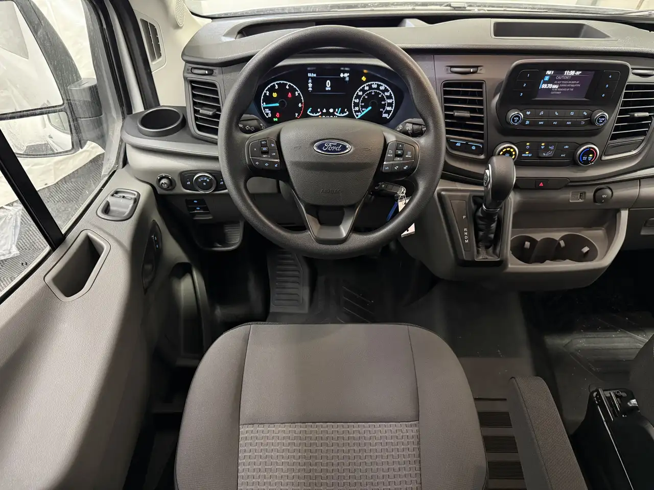Ford Transit Passenger Wagon снимка Ford Transit Passenger Wagon