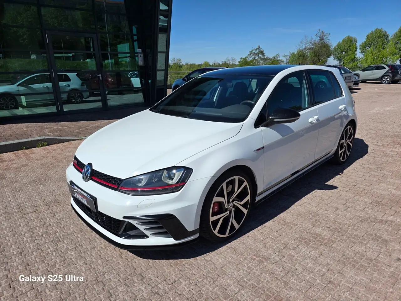 Volkswagen Golf GTI