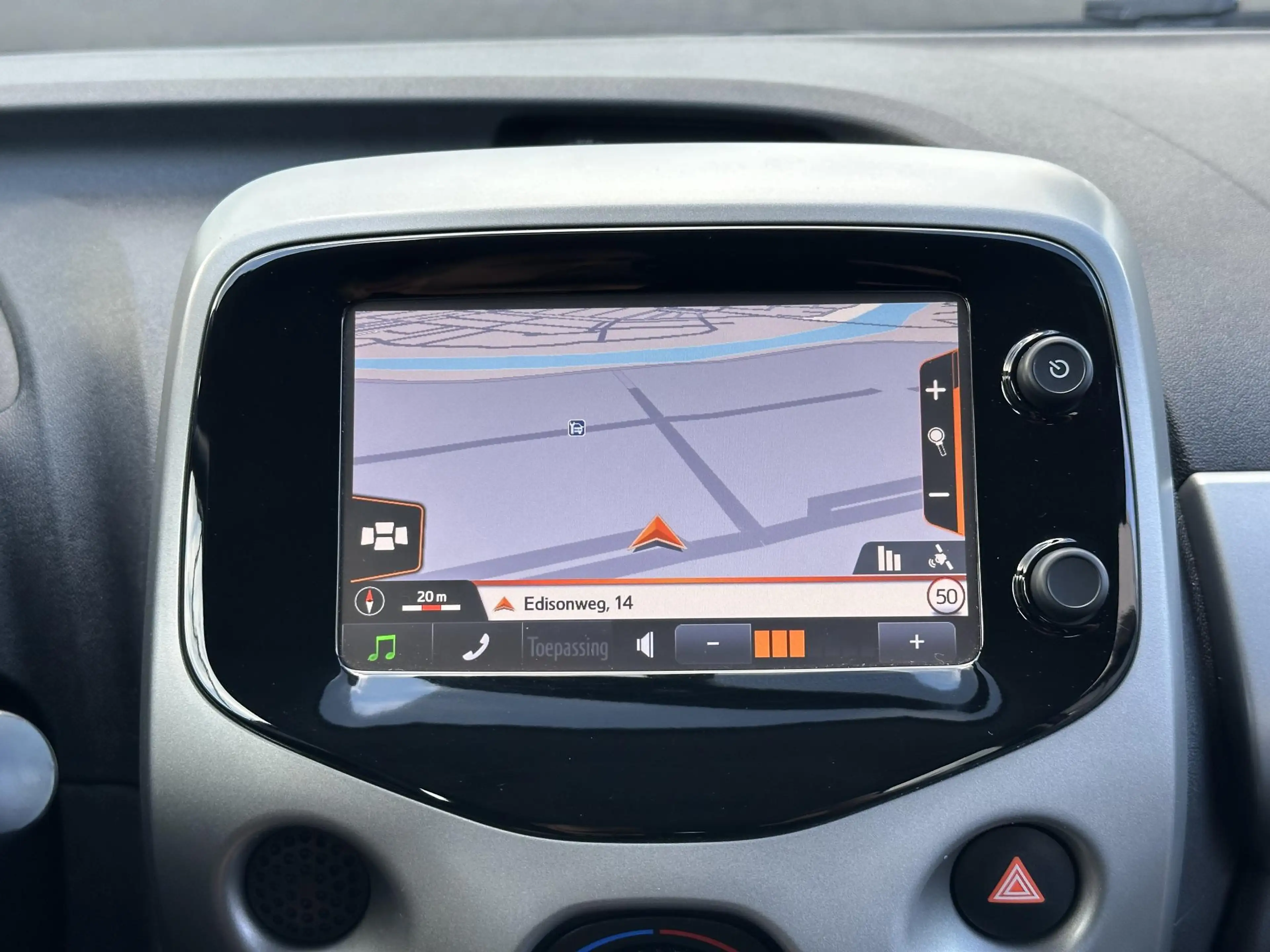 Toyota Aygo 1.0 VVT-i x-play UNIEK!9000KM/1EIGENAAR/NAVI/CAMER — photo 6