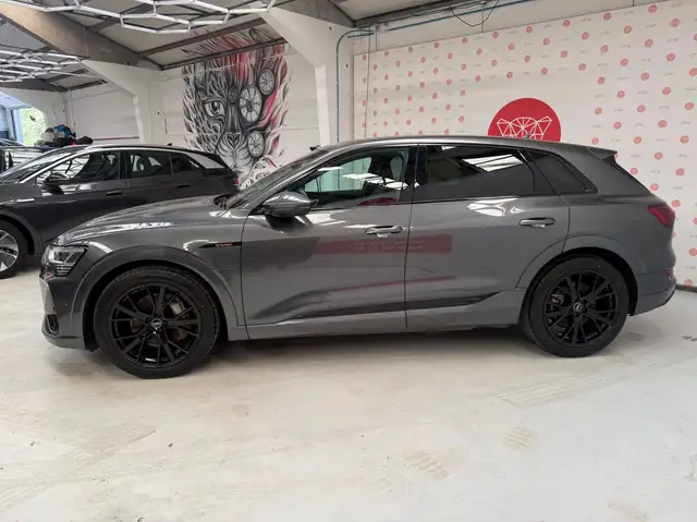 Audi E-Tron view 2