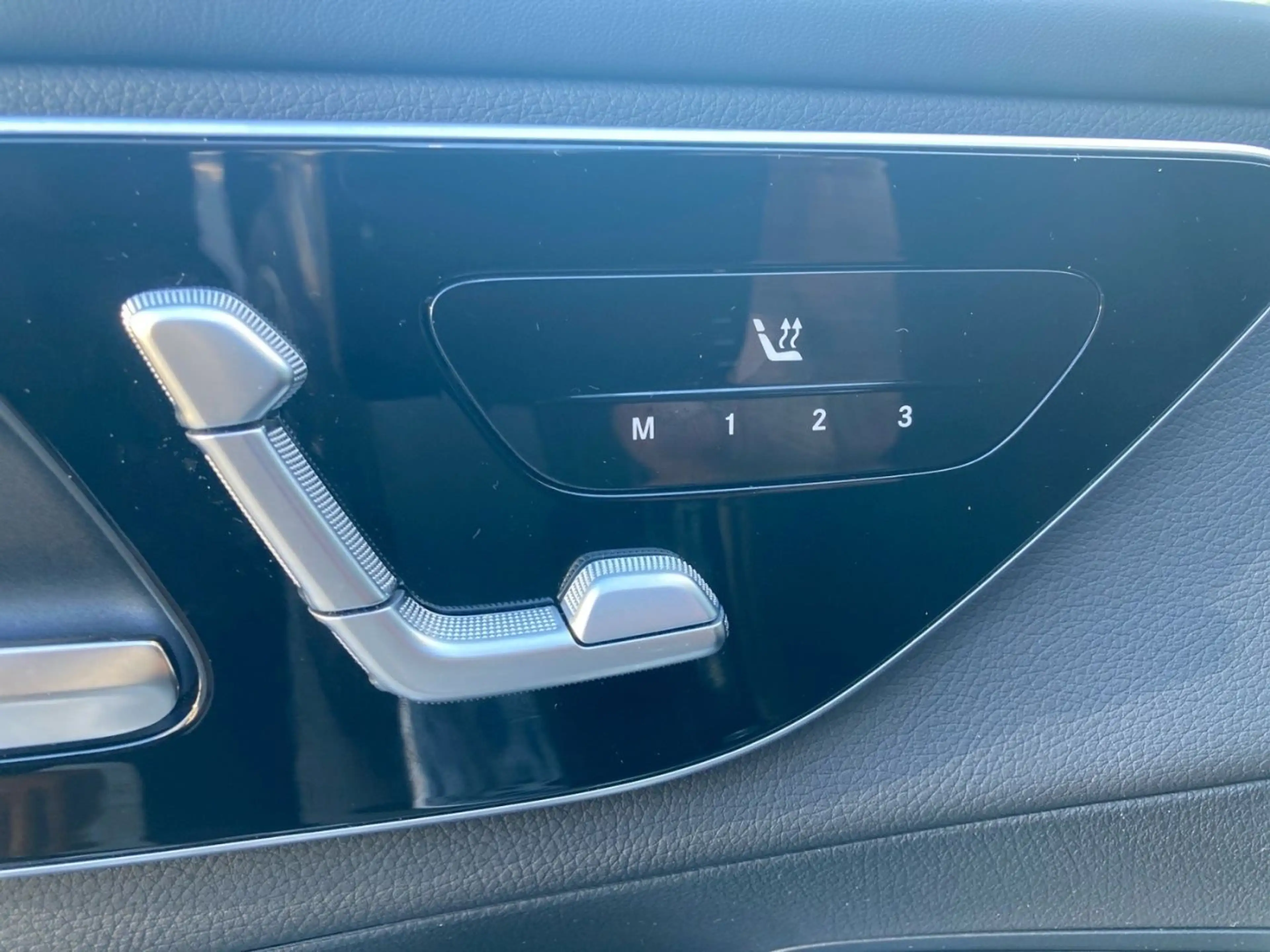 Mercedes-Benz GLC 300 de 4MATIC mit EQ Hybrid Technologie Österreich-Edi — photo 12