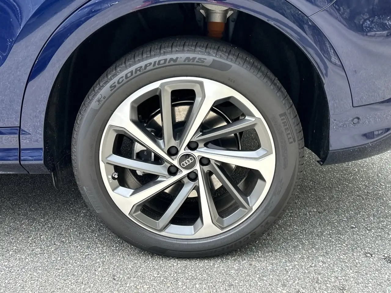 Audi Q5 снимка Audi Q5